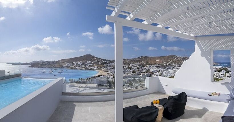 Люкс Вид на Море, Deliades