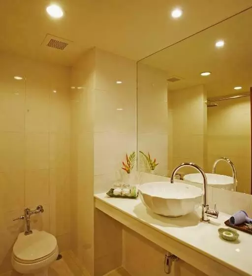 اتاق سوپریور با چشم‌انداز استخر, Diamond Cottage Resort & Spa