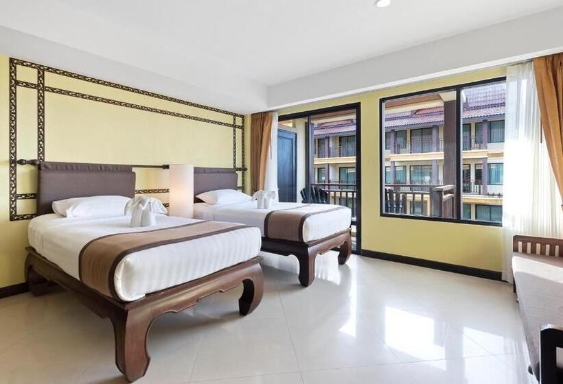 اتاق لوکس با چشم‌انداز استخر, Diamond Cottage Resort & Spa