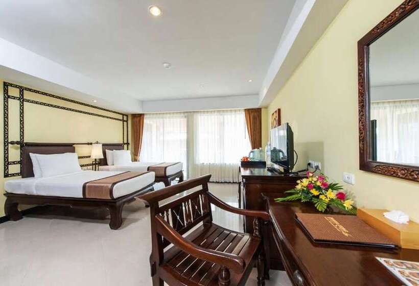 اتاق لوکس با چشم‌انداز استخر, Diamond Cottage Resort & Spa