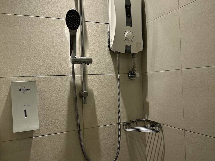 اتاق استاندارد چهار تخته, D'resort @ Downtown East