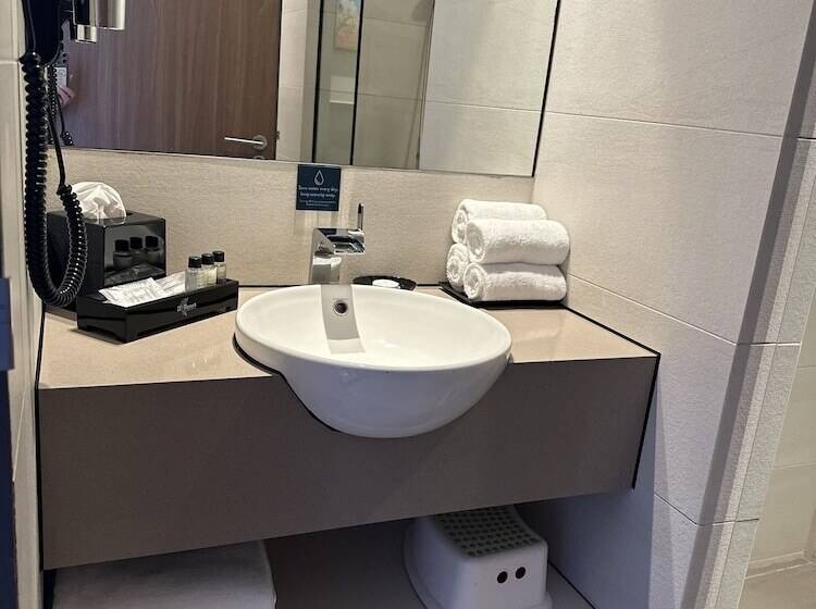 اتاق خانوادگی, D'resort @ Downtown East