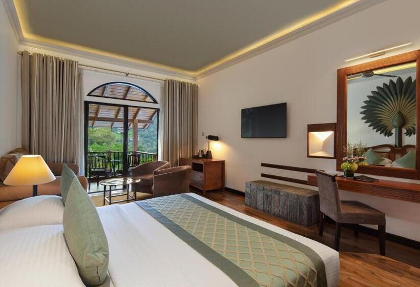 デラックスルーム, Earls Regency