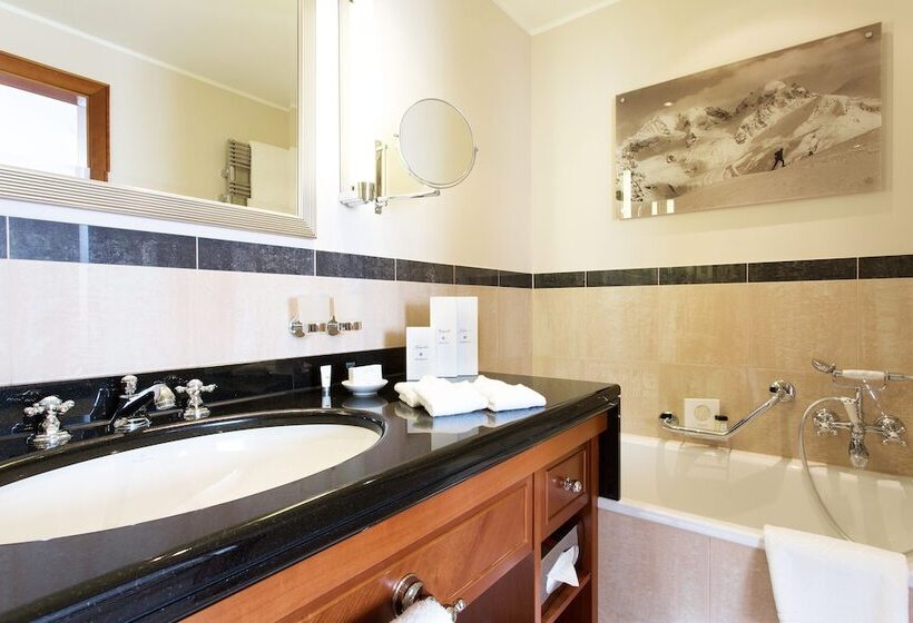 جناح جونيور كلاسيكى, Grand Hotel Des Bains Kempinski