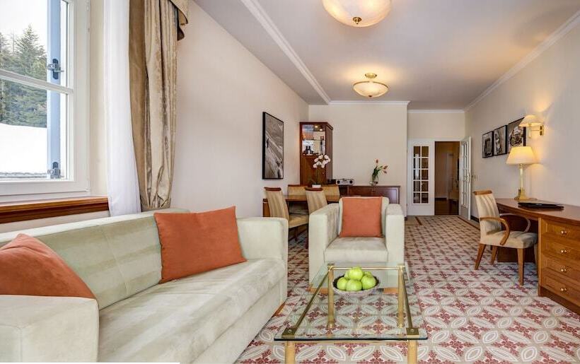 جناح ديلوكس, Grand Hotel Des Bains Kempinski