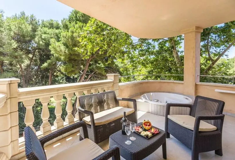 اتاق استاندارد با بالکن, Lago Garden Apartsuites & Spa