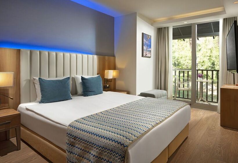 ファミリールーム, Liberty Lykia