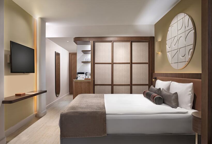 Standard Connecting Room, Liberty Lykia