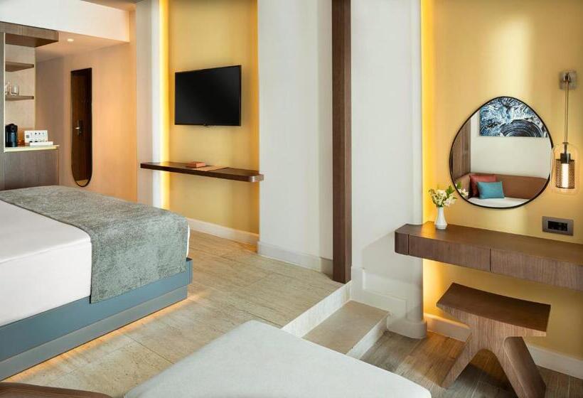 オーシャンビューデラックスルーム, Liberty Lykia