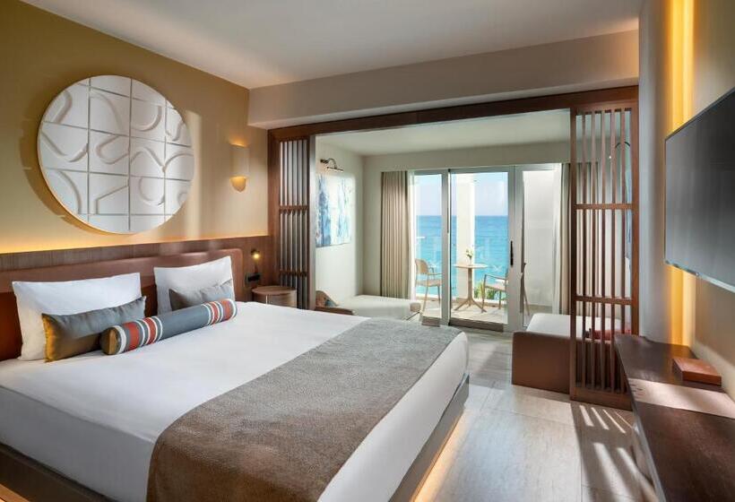 オーシャンビューのデラックストリプルルーム, Liberty Lykia