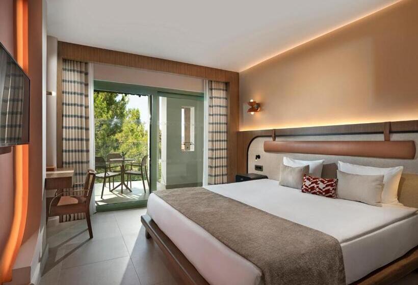 デラックスファミリールーム, Liberty Lykia