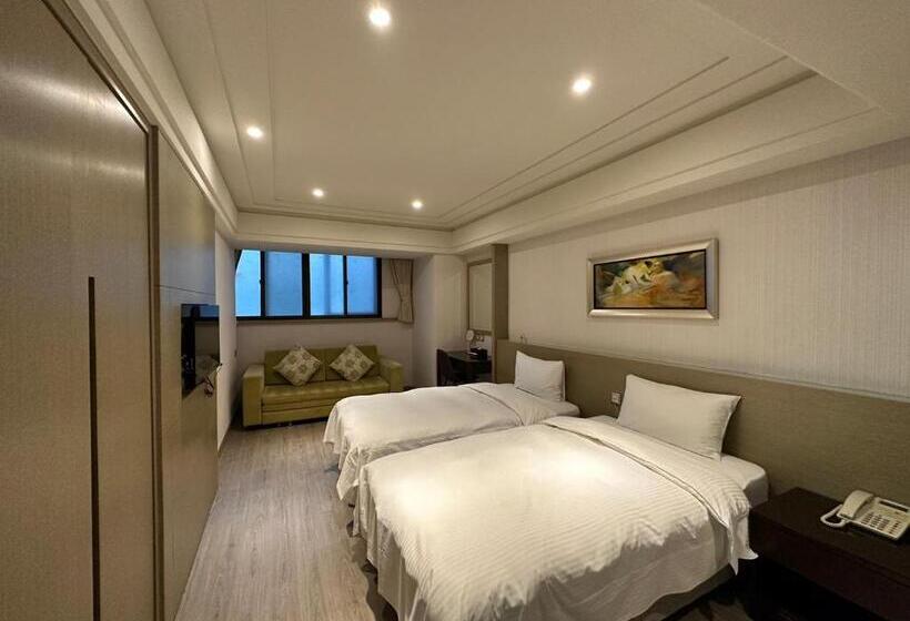 اتاق لوکس, Link World