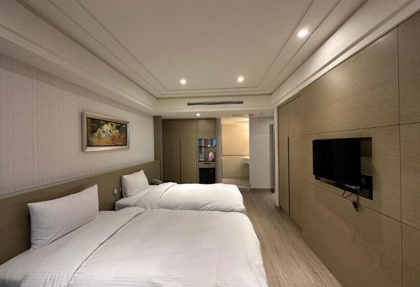 اتاق لوکس, Link World