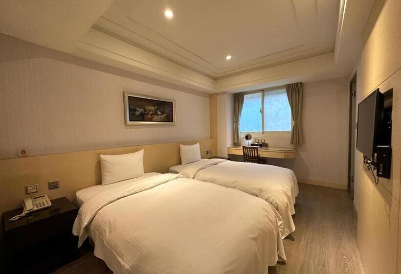 اتاق استاندارد, Link World