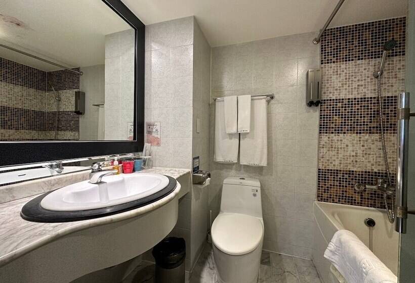 اتاق لوکس, Link World