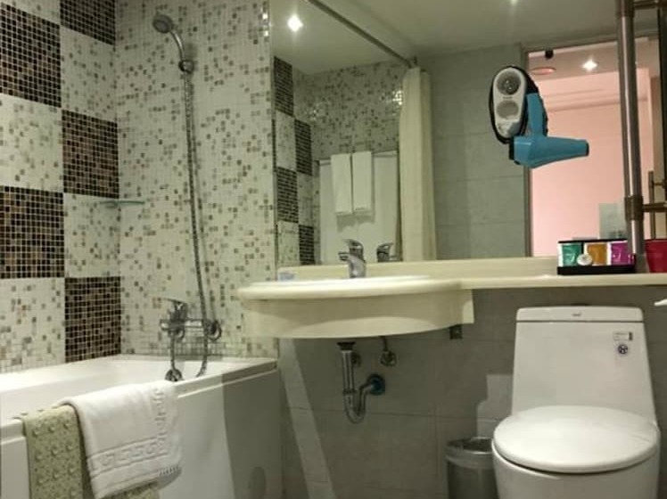 اتاق استاندارد, Link World