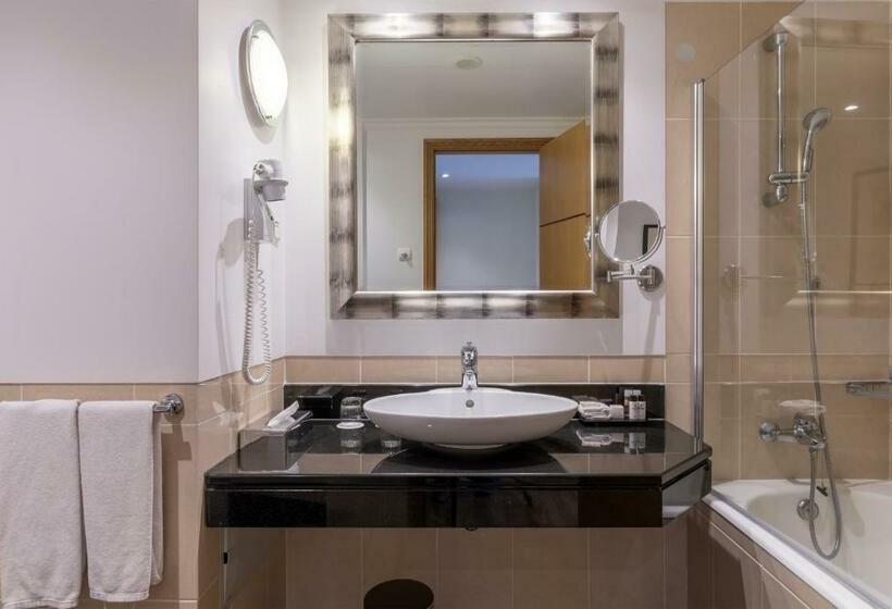 Семейный Номер, Pestana Grand Ocean Resort