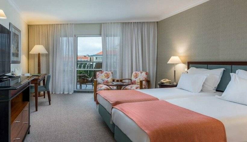 サイドオーシャンビュースタンダードルーム, Pestana Grand Ocean Resort