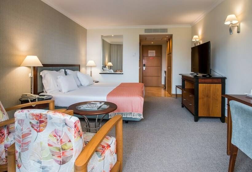 Номер Стандарт Боковой Вид на Море, Pestana Grand Ocean Resort