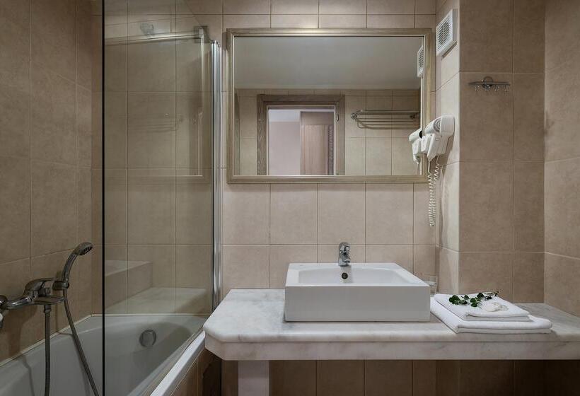 스탠다드 싱글 룸, Magda