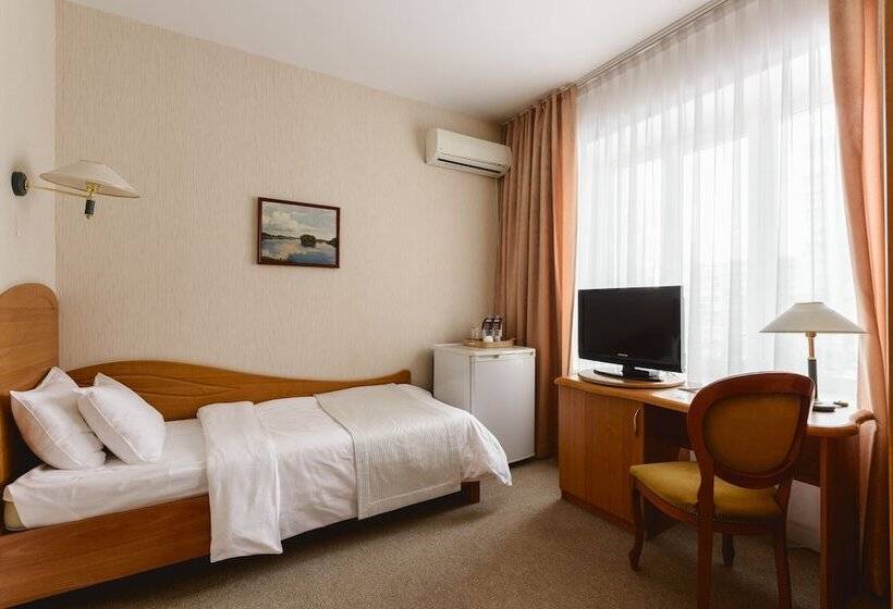 اتاق استاندارد یک نفره, Oktyabrskaya