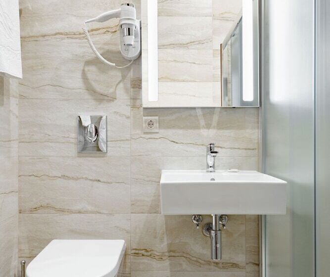 استودیوی استاندارد, Oktyabrskaya