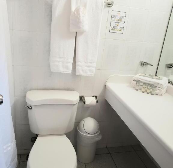 سوییت لوکس, Parador El Buen Cafe