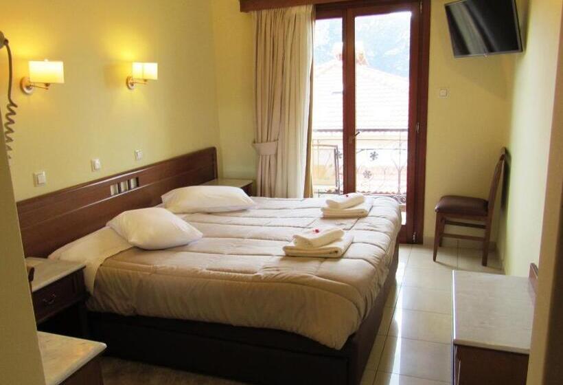 Quarto standart individual, Parnassos Delphi