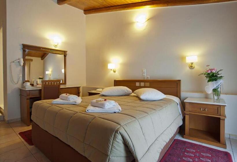 Premium Suite, Parnassos Delphi
