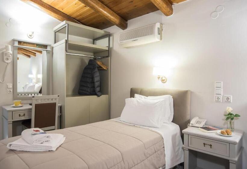 Quarto standart individual, Parnassos Delphi