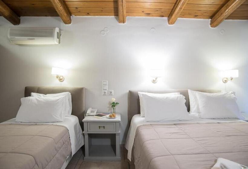 Quarto Triplo Superior, Parnassos Delphi