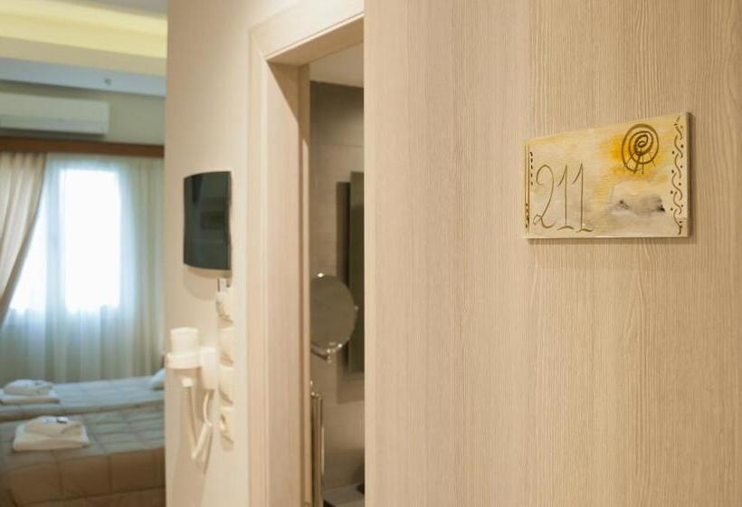 Quarto Economy, Parnassos Delphi