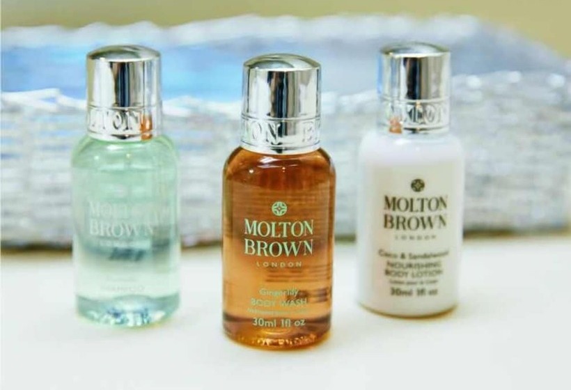 استودیوی لوکس, Santa Resort