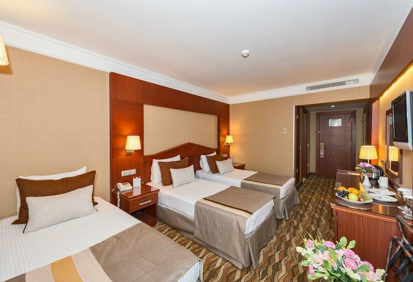 اتاق خانوادگی, Vicenza