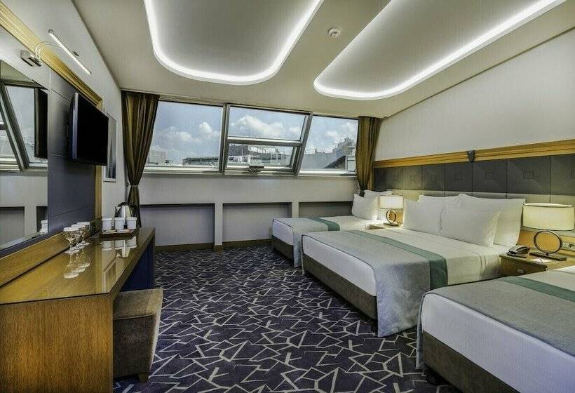 اتاق سوپریور خانوادگی, Vicenza