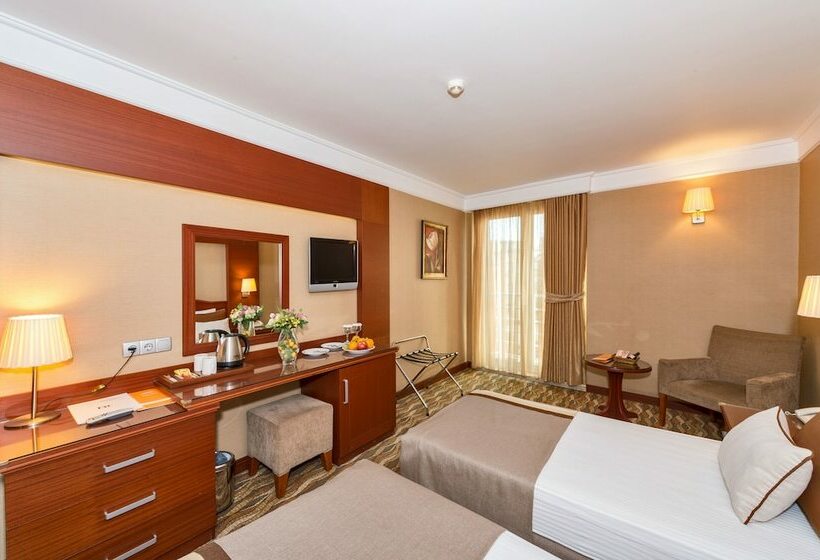 اتاق استاندارد سه نفره, Vicenza