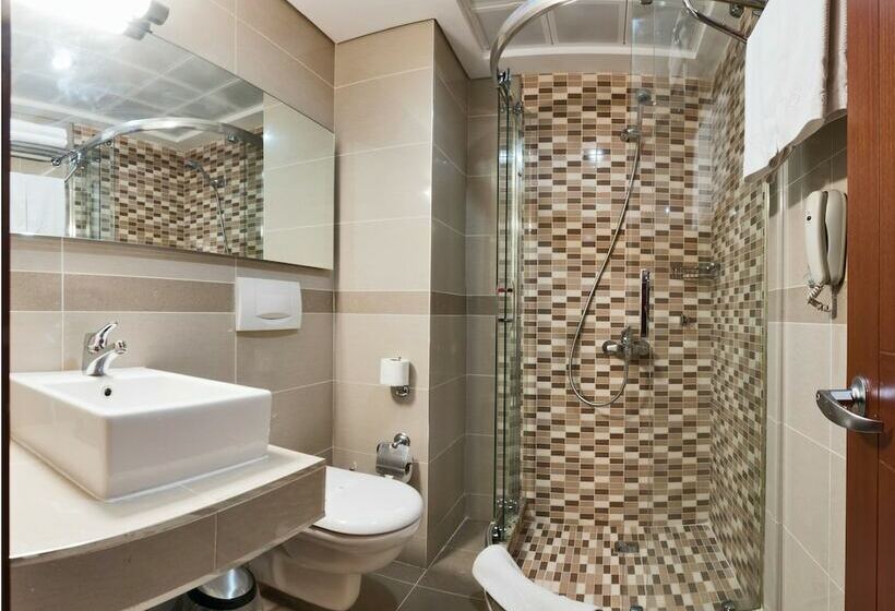 اتاق استاندارد سه نفره, Vicenza