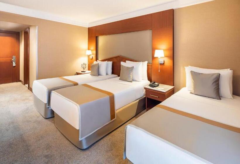 اتاق استاندارد سه نفره, Vicenza