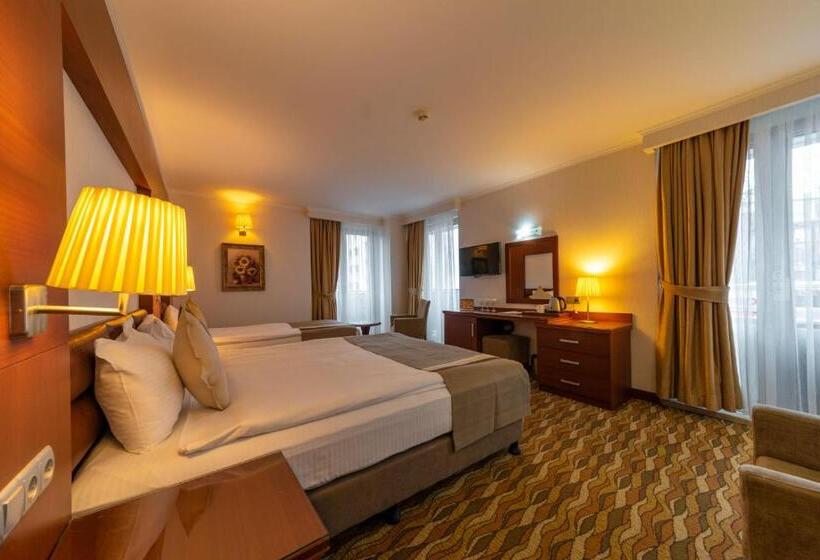 اتاق لوکس, Vicenza