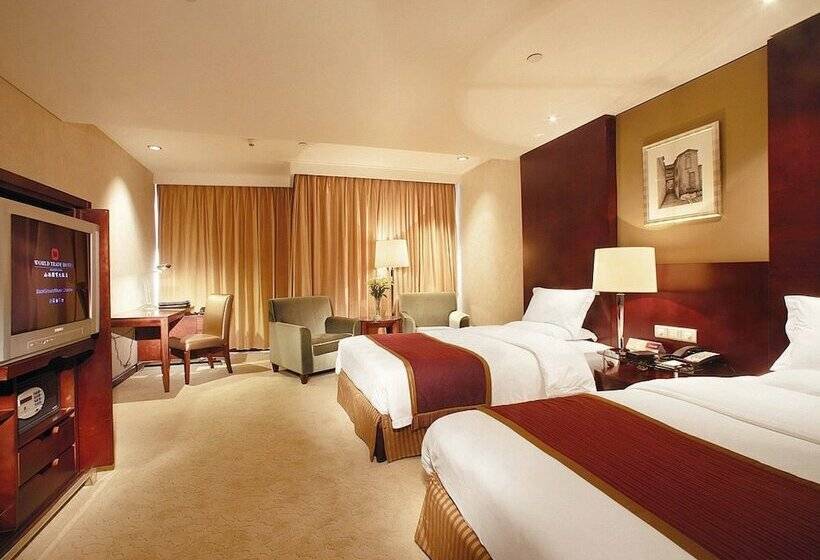 スーペリアールーム, World Trade