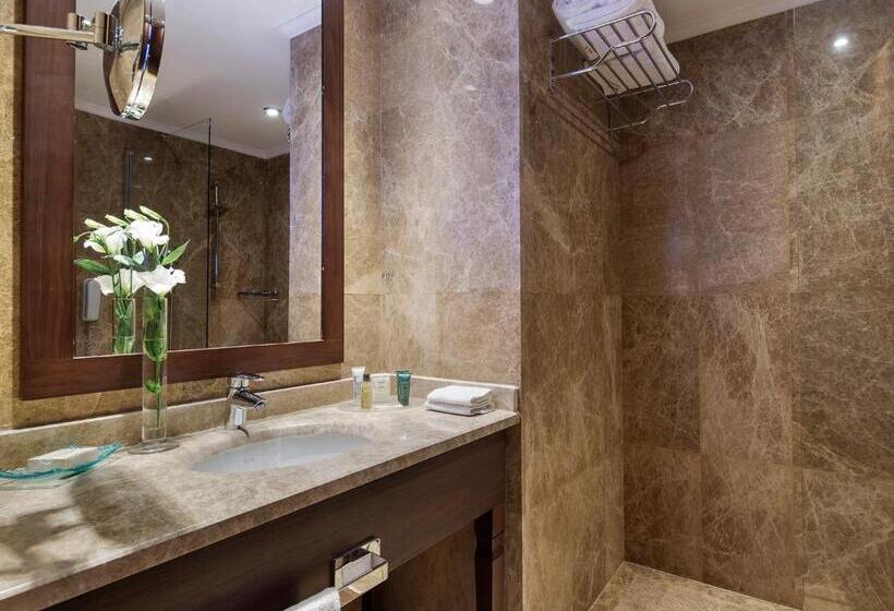 带双人大床的行政管理套房, Wyndham Grand Kayseri