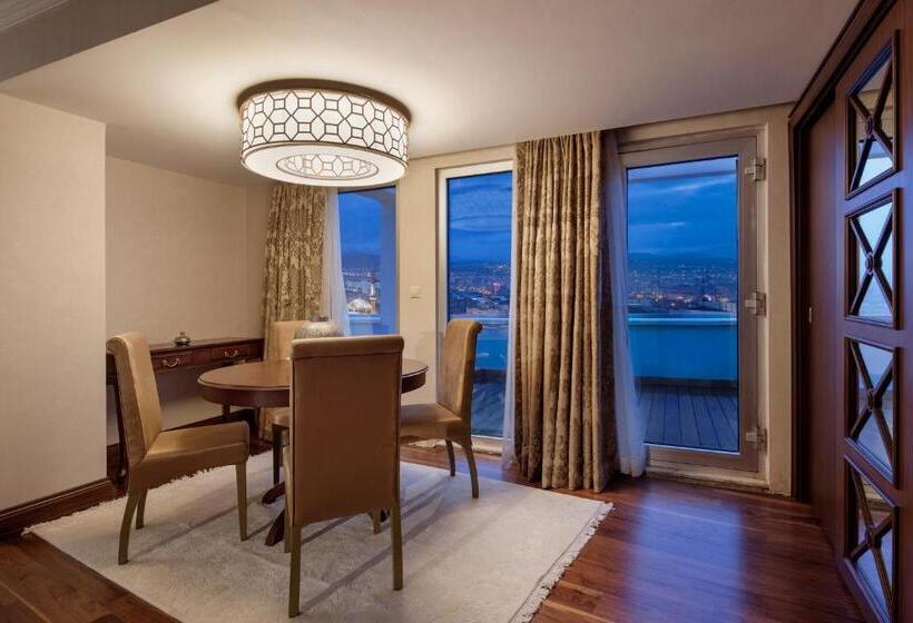 带双人大床的行政管理套房, Wyndham Grand Kayseri