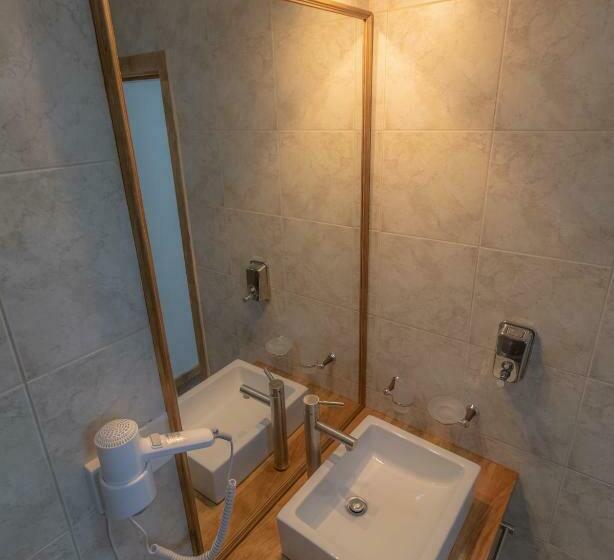 آپارتمان 2 خوابه, Etnias Apartments