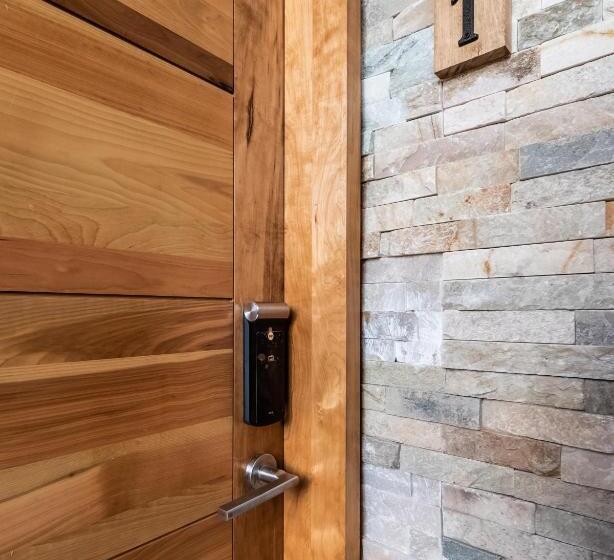 آپارتمان 2 خوابه, Etnias Apartments