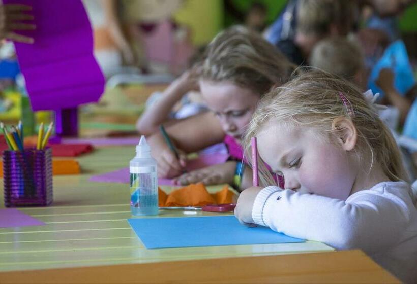 דירת שלושה חדרים, Mb Westerschelde Mobile Home