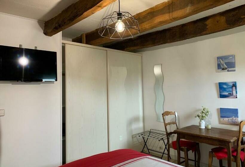 חדר סטנדרט, Chambres D'hôtes Du Manoir Du Haut Salmon