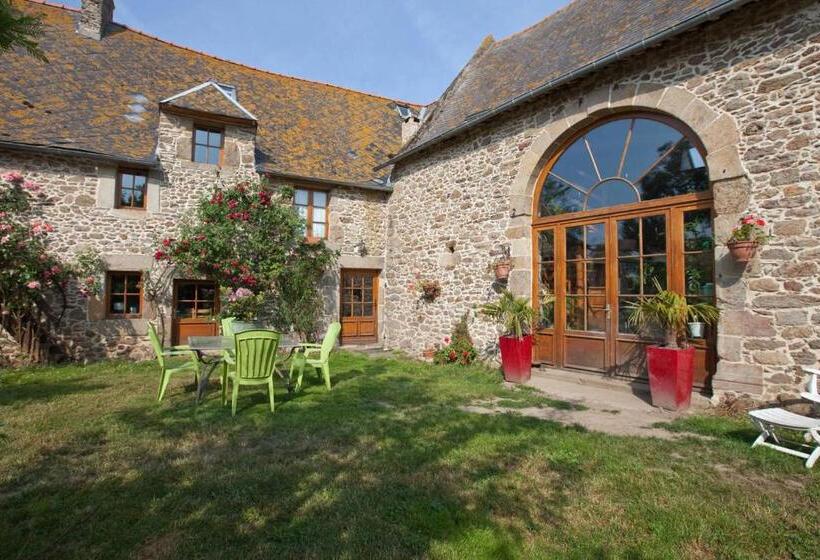 סוויטה משפחתית, Chambres D'hôtes Du Manoir Du Haut Salmon