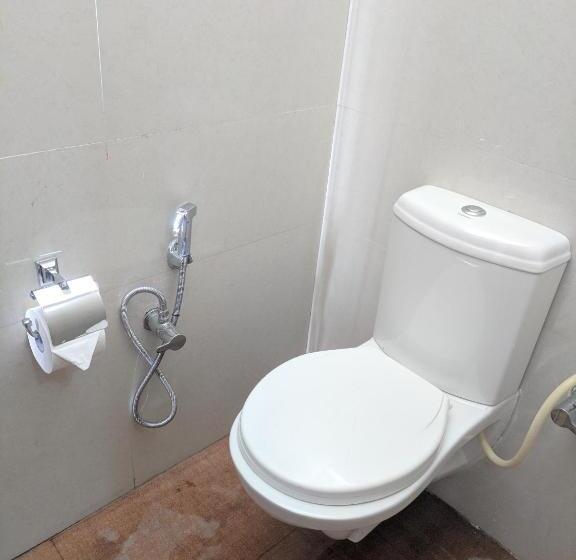 스탠다드 스튜디오, Clyford Suites