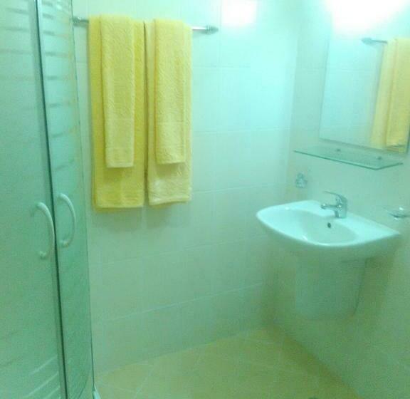 발코니가 있는 2 베드룸 아파트, Complex Oazis