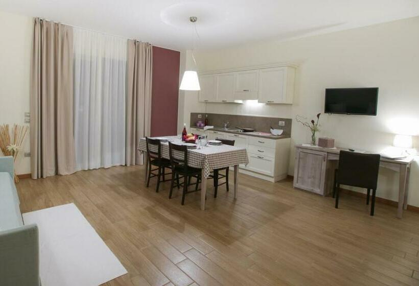 스탠다드 스튜디오, Agriturismo Ai Prati